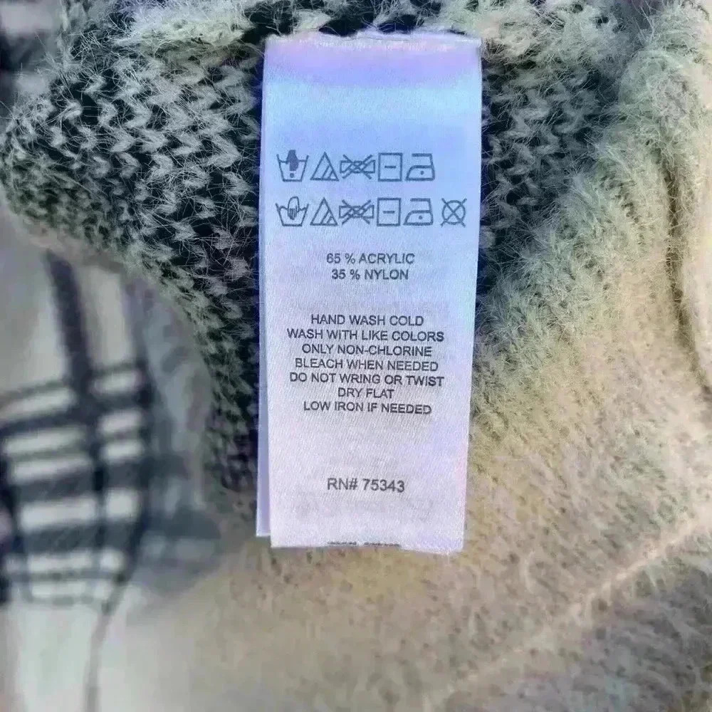 William Rast sweater SZ small - Picture 4 of 4